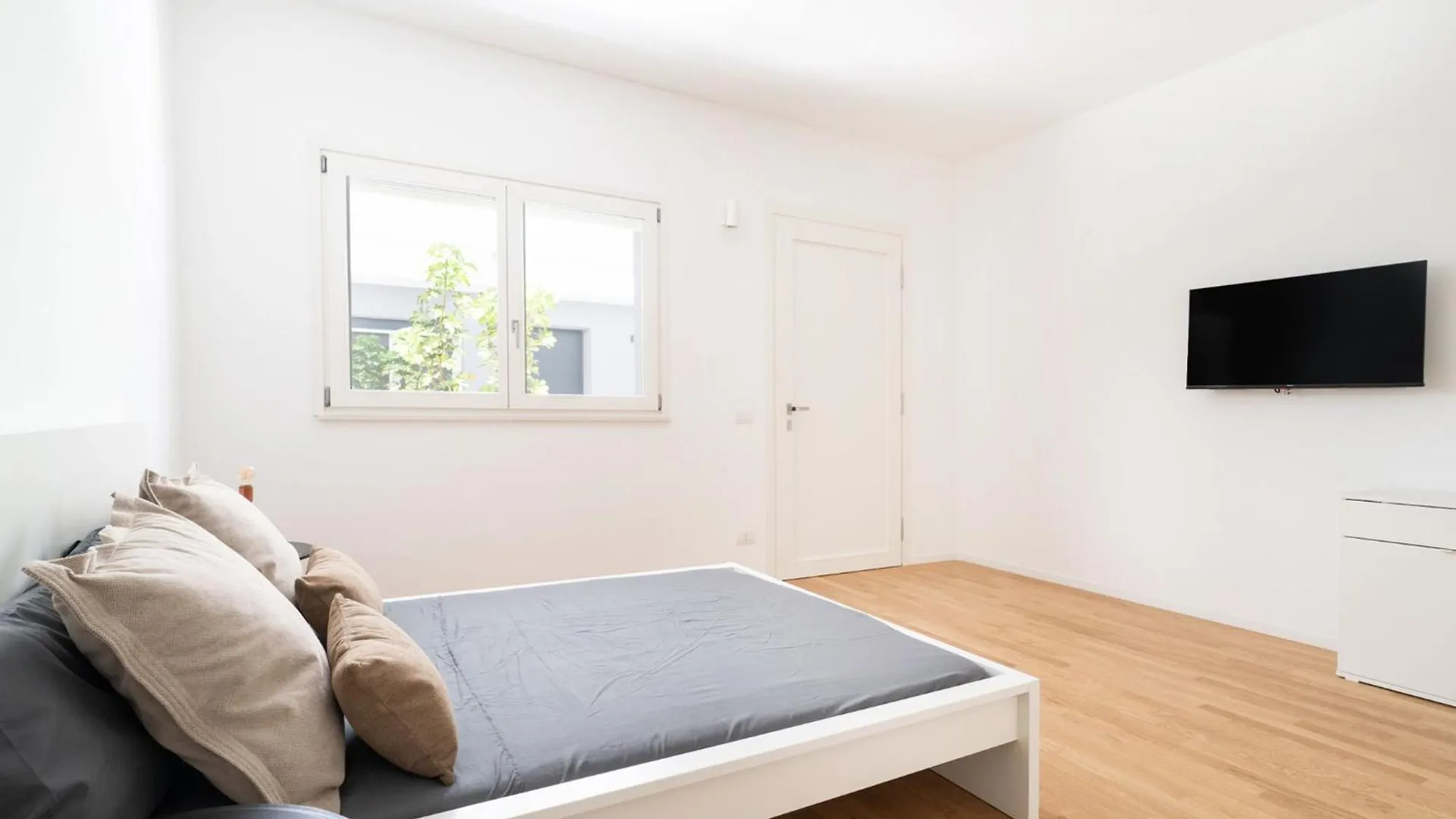 Terra Cielo Apartment Bari 0*,  Italy